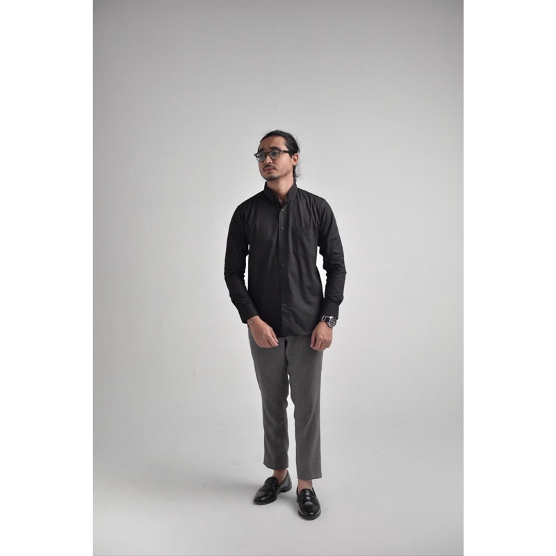 [COD] KEMEJA POLOS PRIA SLIMFIT LENGAN PANJANG PUTIH KANCING PUTIH/HITAM DISTRO FORMAL BAHAN OXFORT PREMIUM SIZE M,L,XL