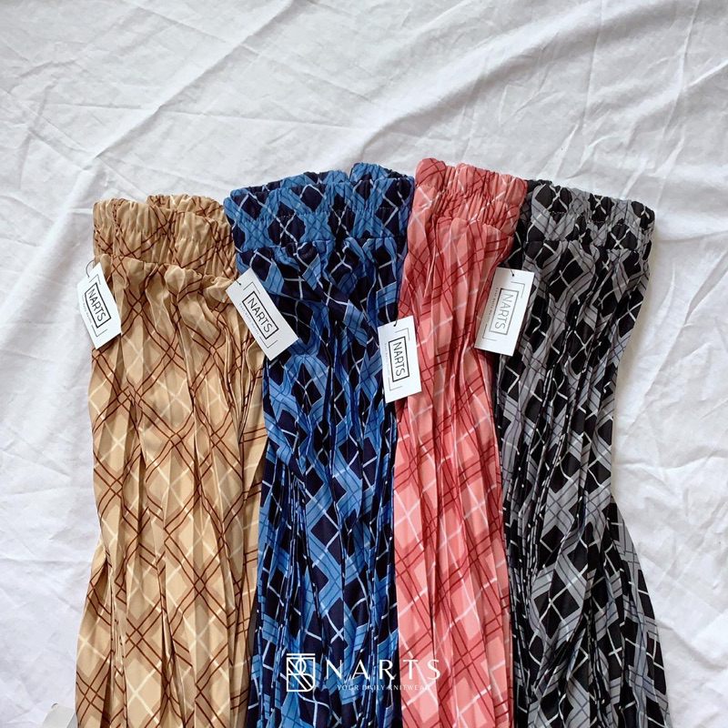 SQUARE PLEATED SKIRT / ROK PLISKET MOTIF / IMPORT PREMIUM / ROK VINTAGE