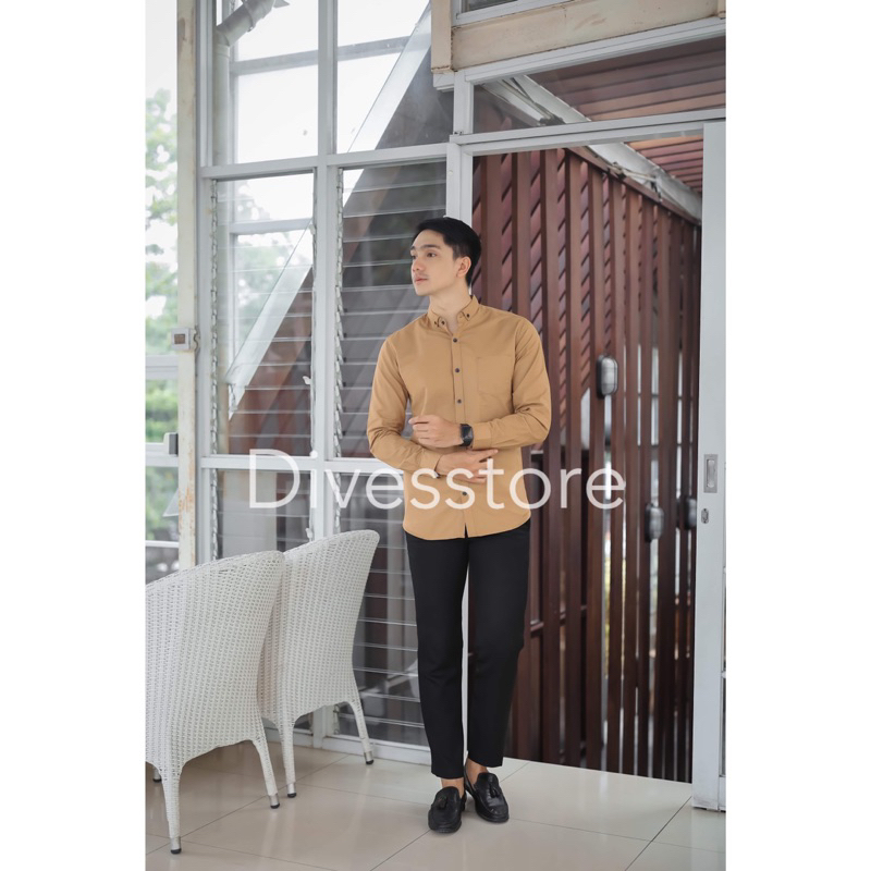 Kemeja pria cowok polos slimfit kasual basic HeM lengan panjang coklat