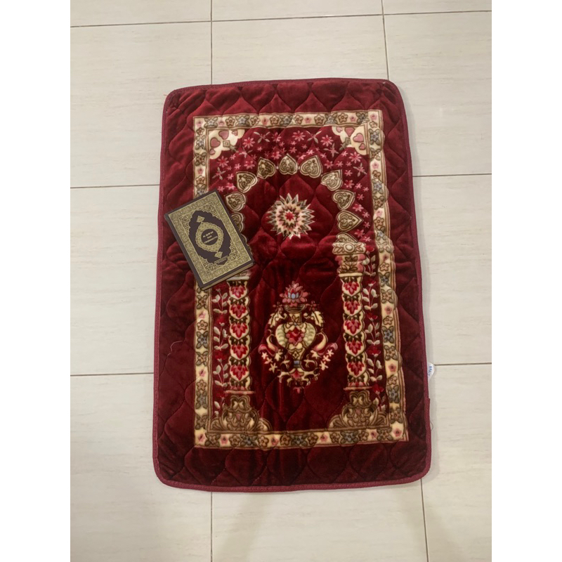 Sajadah tebal busa / sajadah turki anti slip ukuran 63x92cm