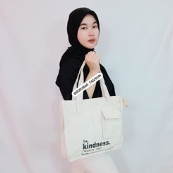 Rizkibag Sakusatu Totebag Kanvas Pakai Resleting