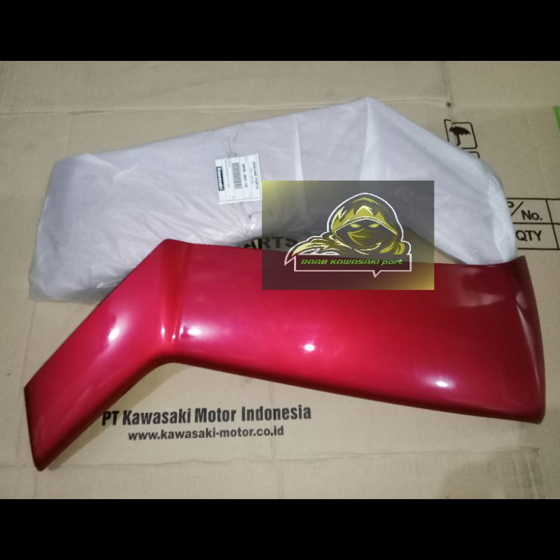 COVER SAYAP LUAR SET MERAH MARUN ZX130 ORIGINAL KAWASAKI