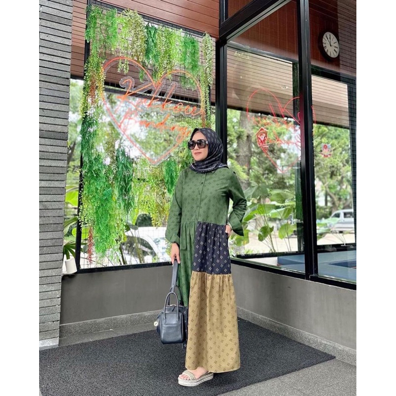 Korina Silvana midi dress