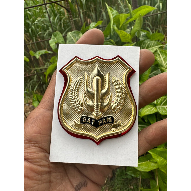 pin kewenangan satpam gold mika