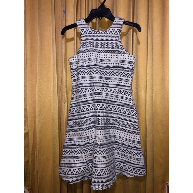 Surfer girl dress