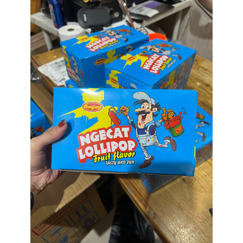 

PERMEN RASA BUAH NGECAT LOLLIPOP isi 24 pcs