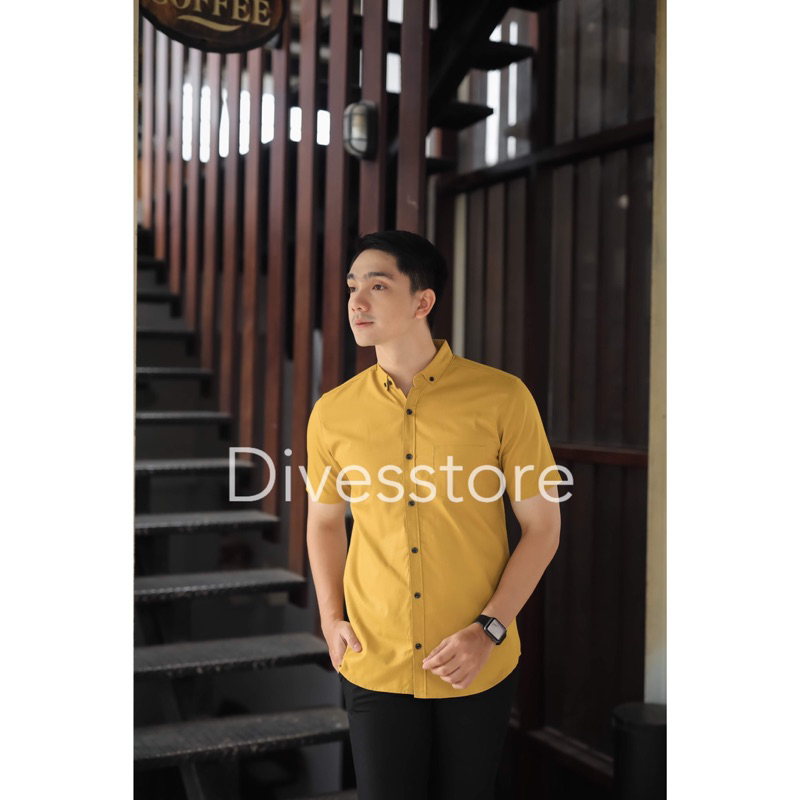 Kemeja pria cowok polos slimfit kasual basic HeM lengan pendek lemon lime