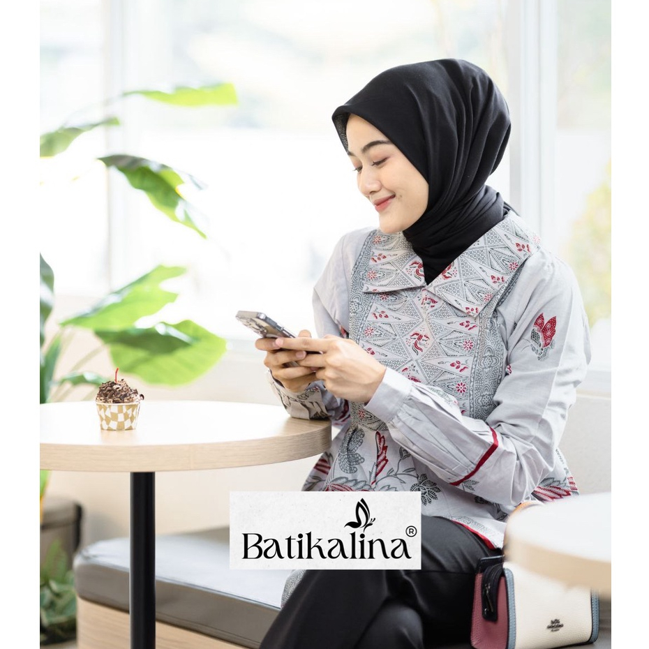 Baju Batik Wanita Modern Atasan Blouse Batik Kerja Kantor Wanita Motif Fiona