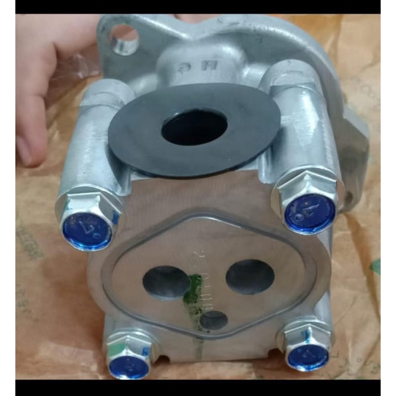 POMPA HIDROLIK KUBOTA DC35 FOT COMBINE HARVESTER WAN SPAREPART