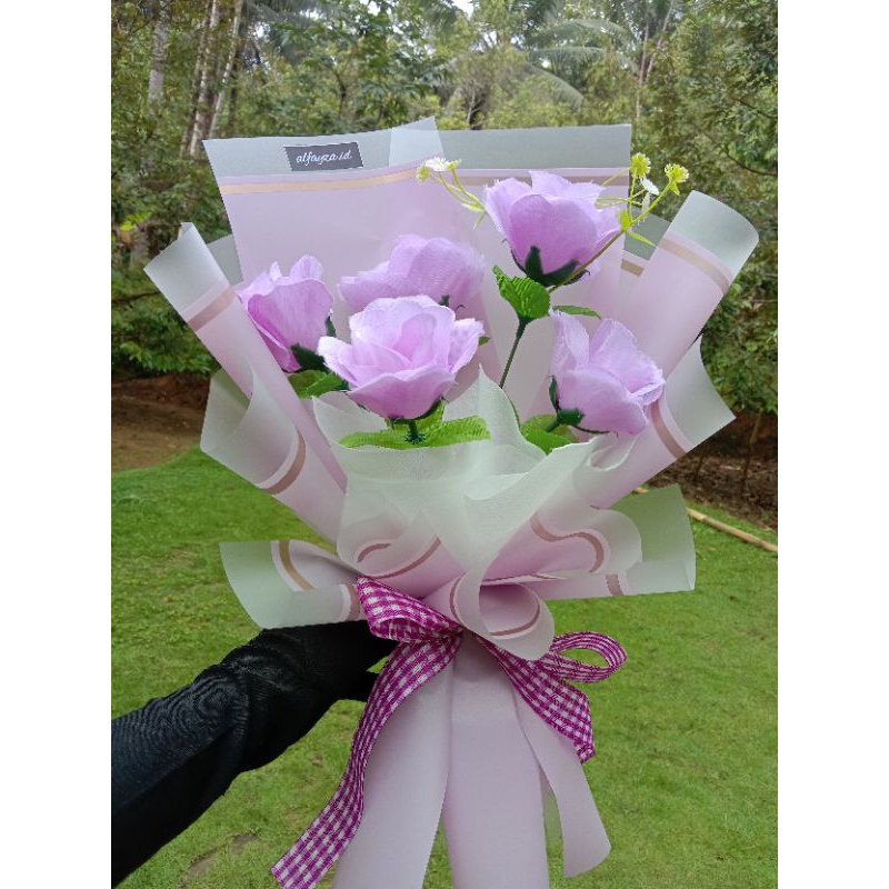 buket bunga rose bucket bunga artificial bucket bunga mawar flower bouquet rose bouquet buket mawar bucket mawar single satin bunga teratai satin bucket murah