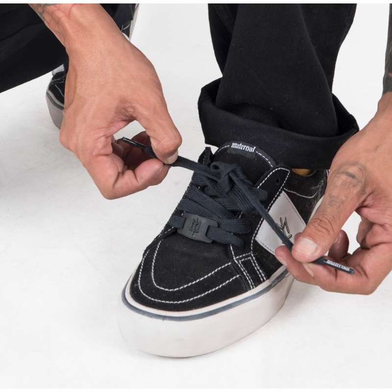 Tali Sepatu Maternal