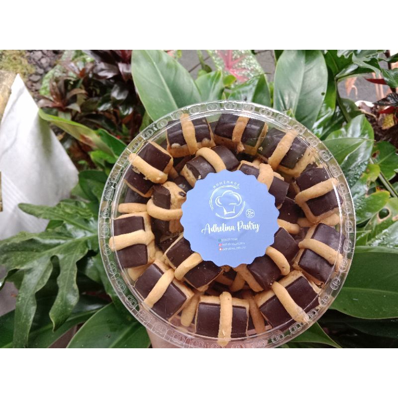 

Choco Stik By Adhelina Pastry