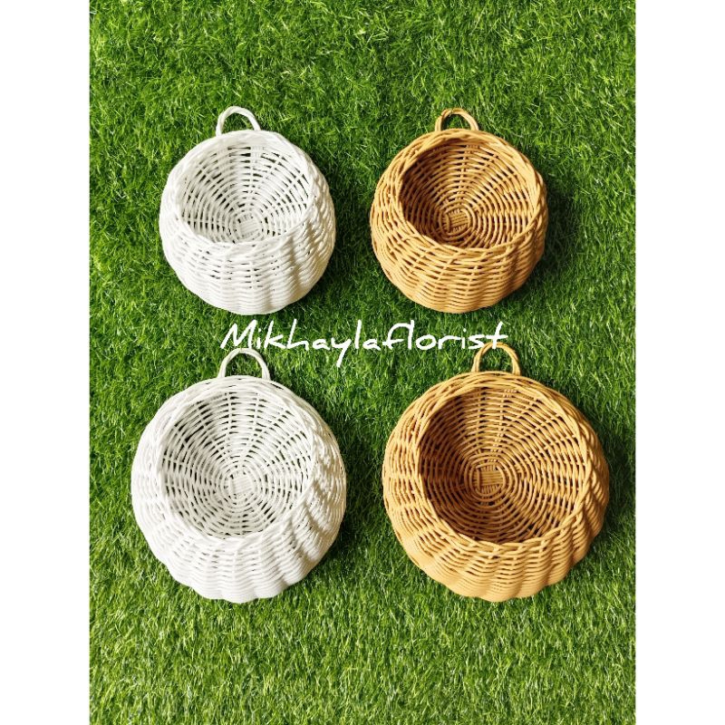 Vas rotan sintetis // vas tempel rotan bulat // pot dinding rotan