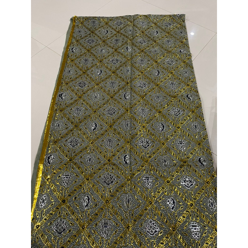 Sepasang Kain Pengantin Prada Premium