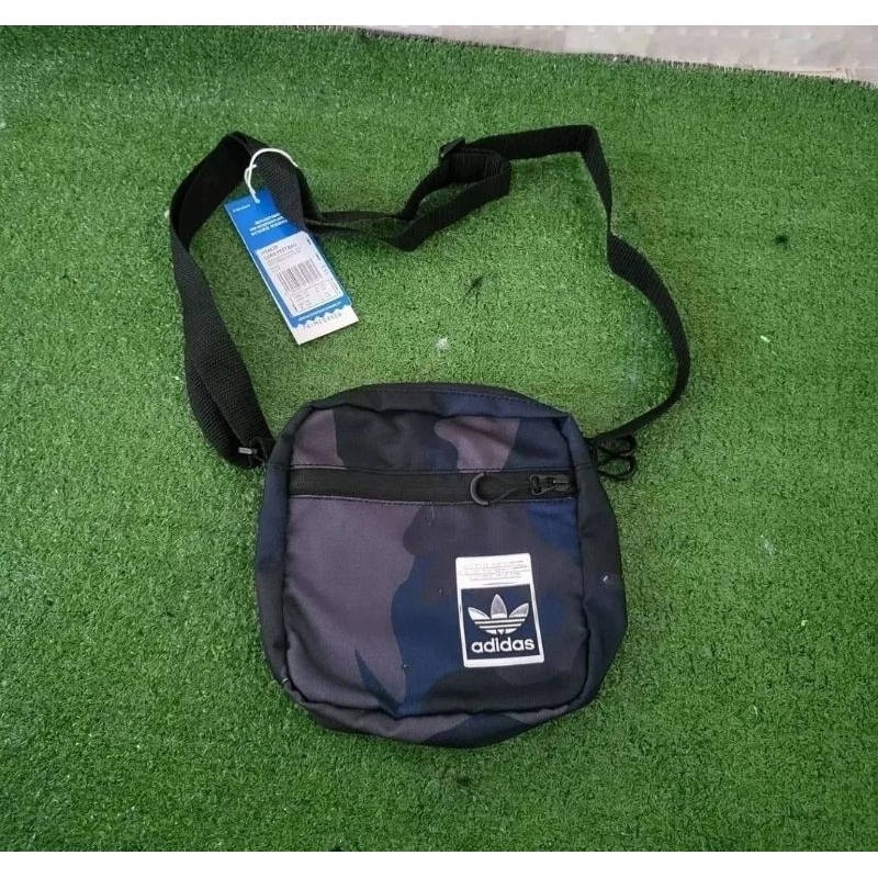 ADIDAS  ORIGINAL CAMO FESTIVAL BAG