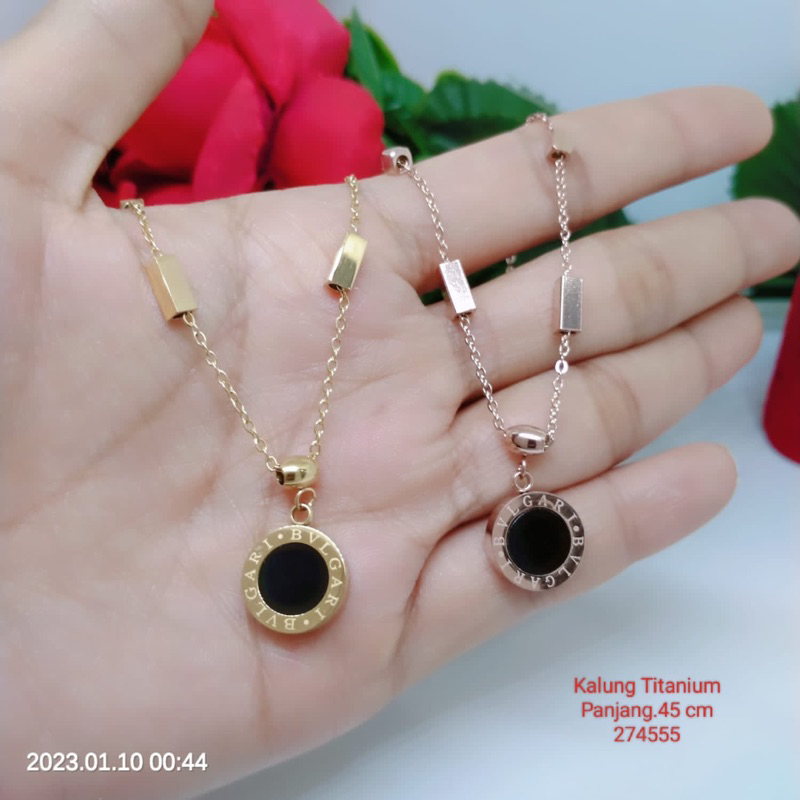 Kalung Titanium Perhiasan Aksesoris Awet Tidak Mudah Luntur Cantik Dan Elegant Lapis Emas 18,24 karat