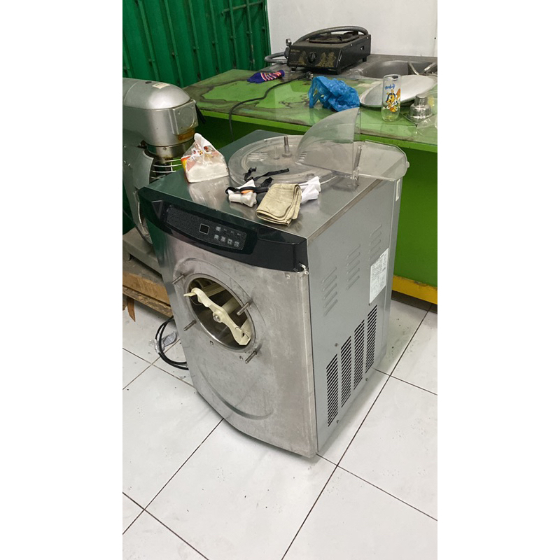 MESIN GELATO KAPASITAS MEDIUM