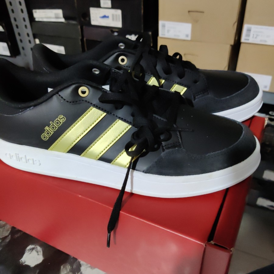 Sepatu Casual Adidas Breaknet [ORIGINAL] SALE