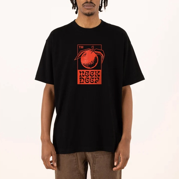 Kaos Band NECK DEEP Tshirt Band Merchandise Pop punk