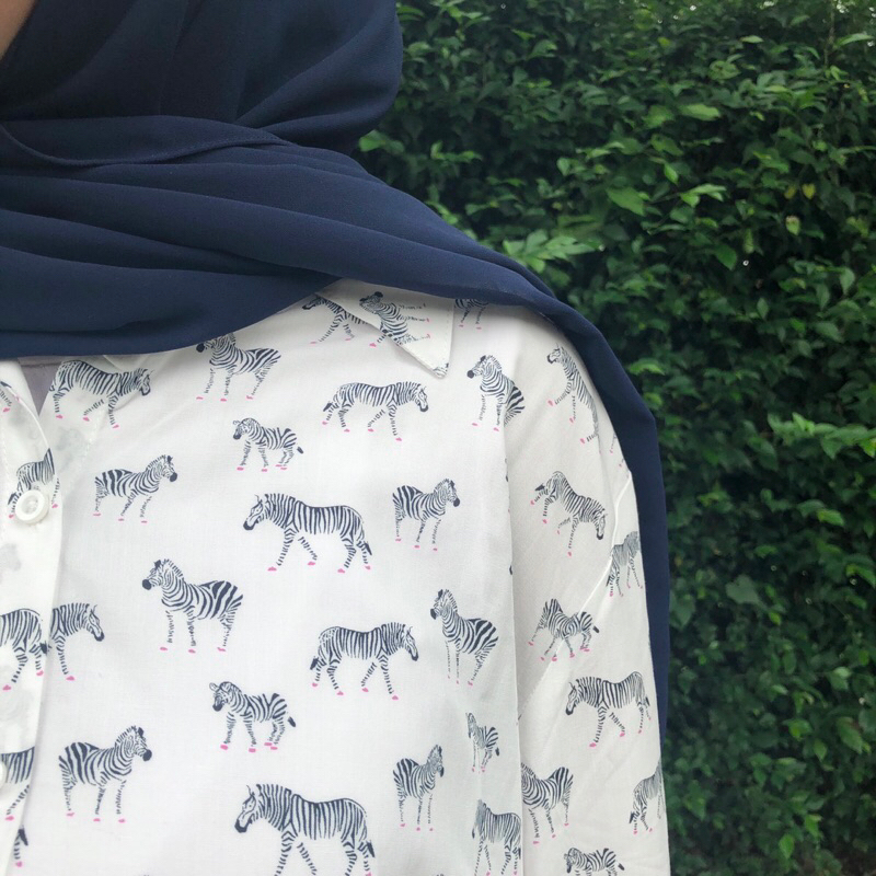 Zebra Putih - Kemeja Katun Wanita - Lengan Panjang Motif PB73/PC8