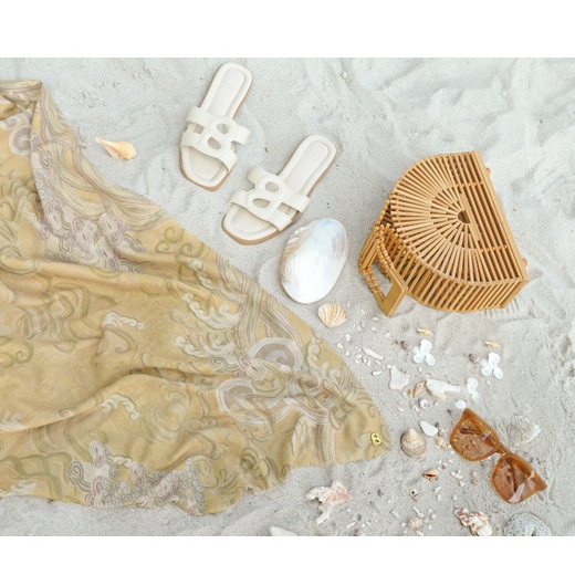 New & Preloved Buttonscarves XL