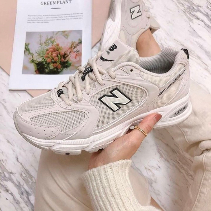 SEPATU NB 530 CREAM