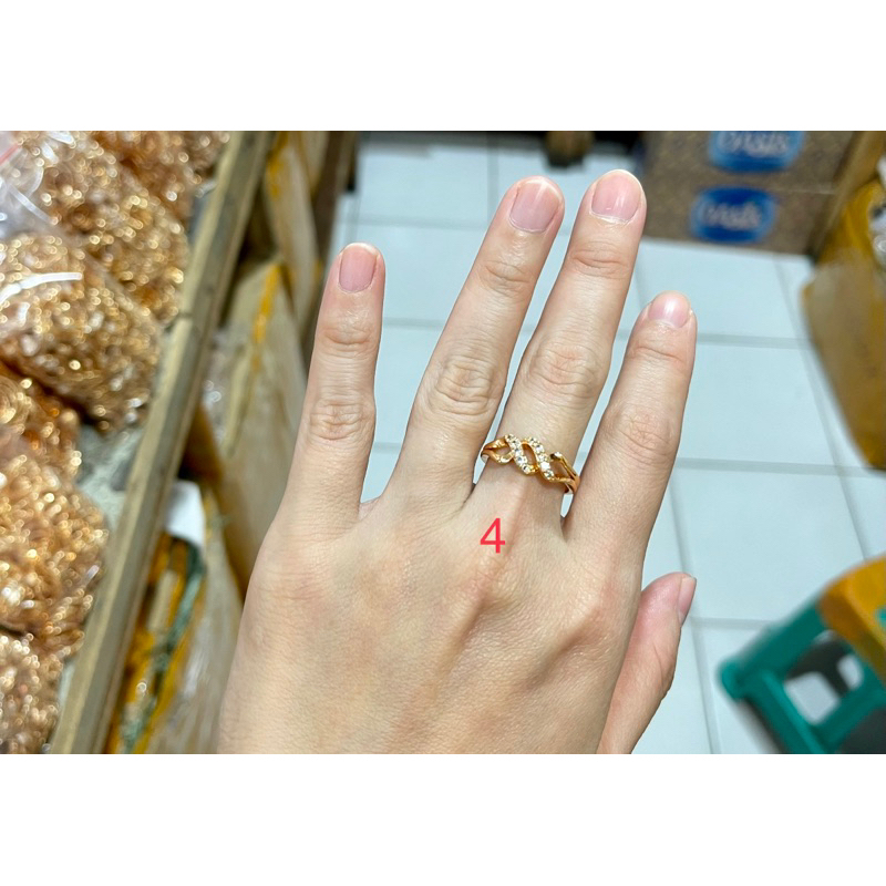 Fifi Fashion Cincin Simple Fashion Model Perhiasan Lapis Emas C0031