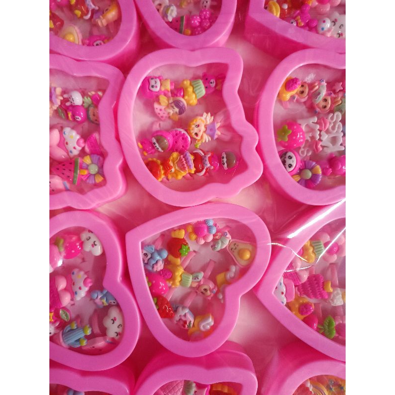 cincin boks anak2 isi 12pcs (udh campur cracker nya) gagang platik