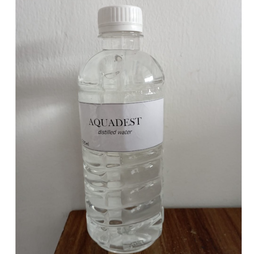 Jual Aquades 500ml Akuades Destilled Water Air Suling Air Murni H2o Shopee Indonesia 7000