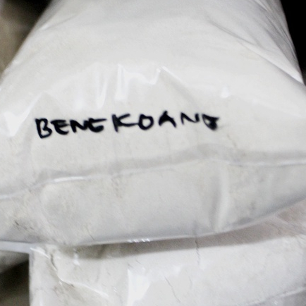 

TERLARIS TEPUNG BUBUK BENGKOANG / BENGKUANG / BESUSU / Pachyrhizus erosus 1KG