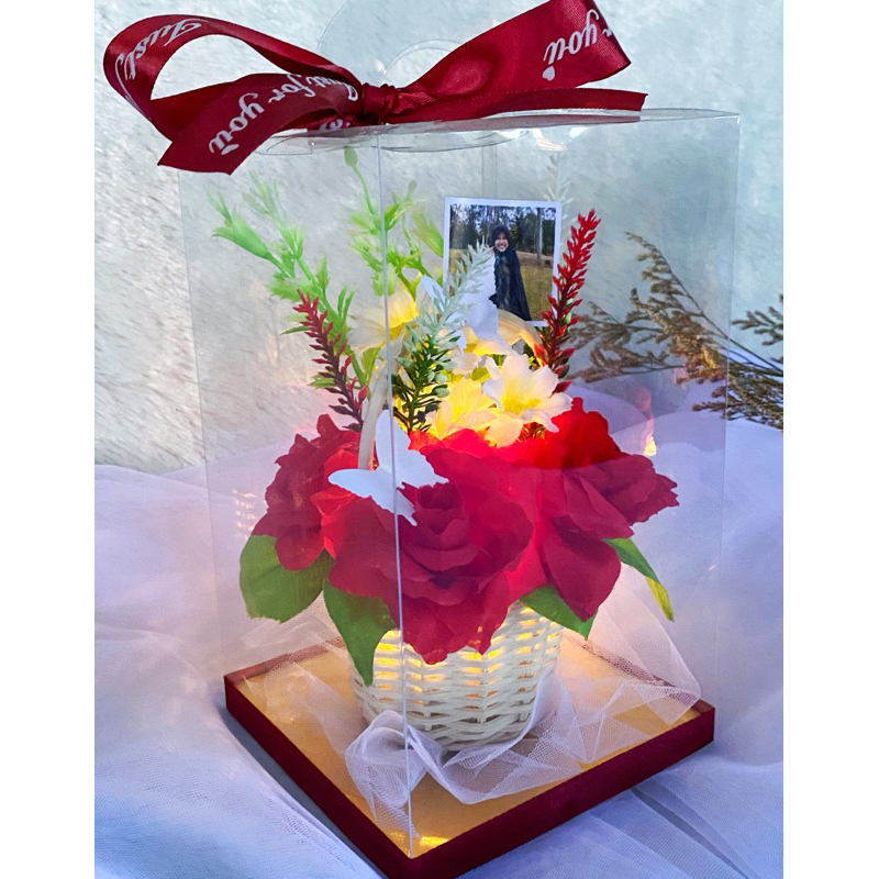 Bloom in box buket bunga box mika FLOR AMOR
