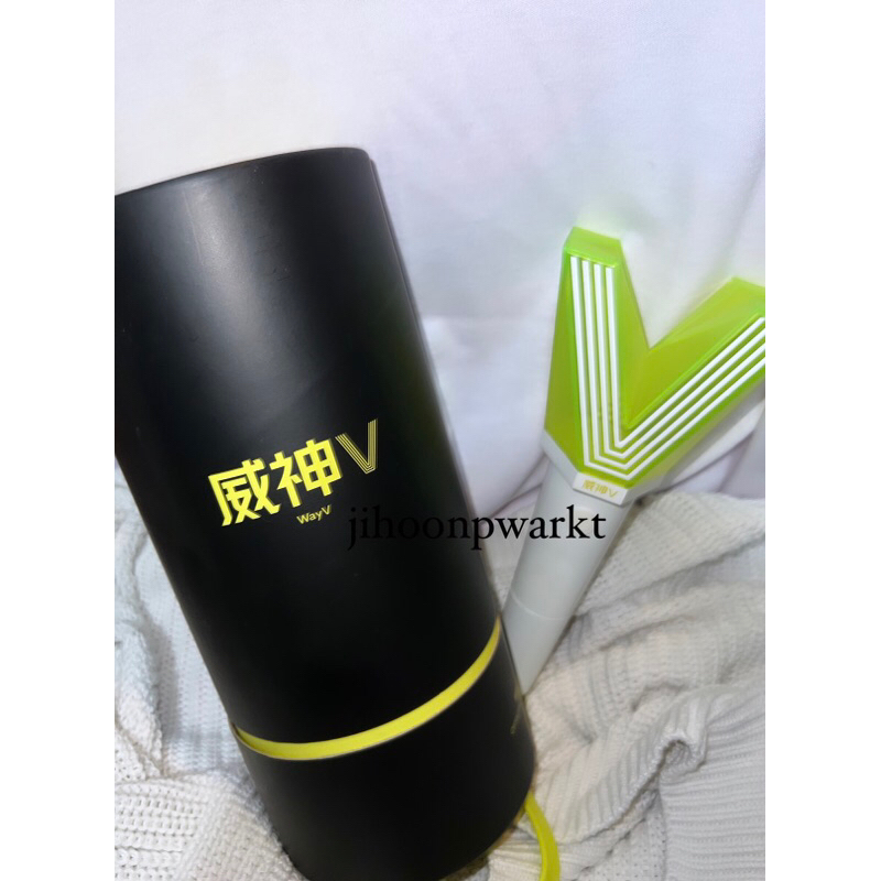 Lightstick WAYV preloved (BOOKED)