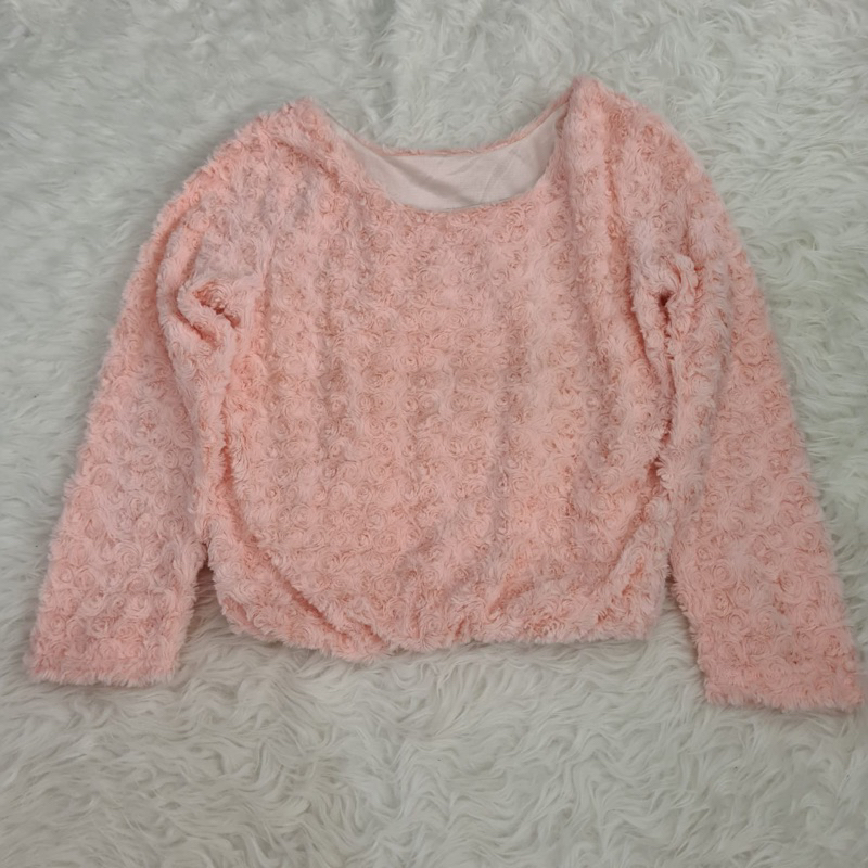 Sweater Bulu (Preloved)