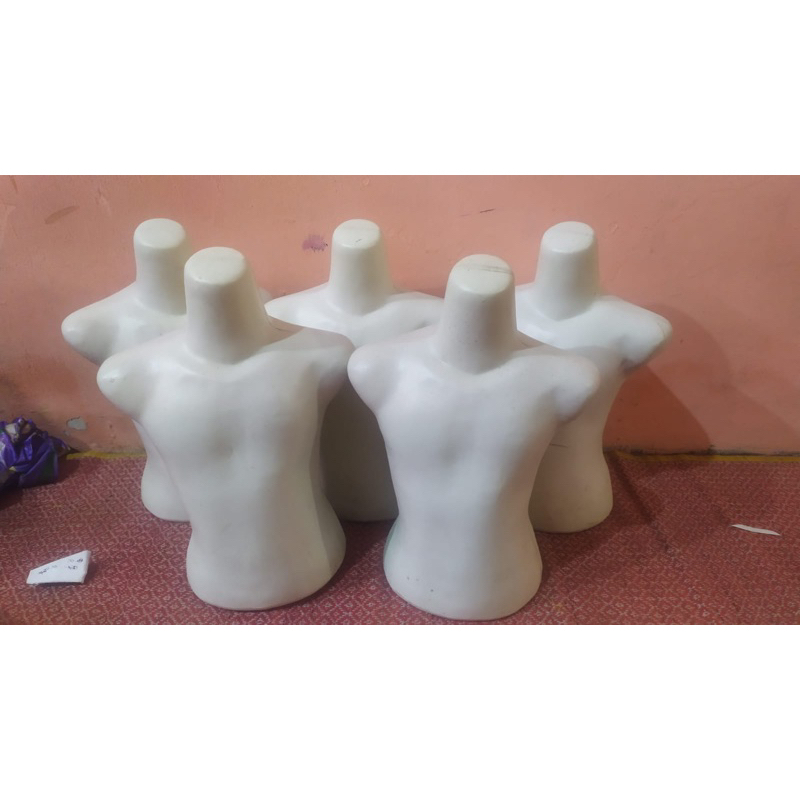 PRELOVED MANEKIN/PATUNG ANAK SETENGAH BADAN