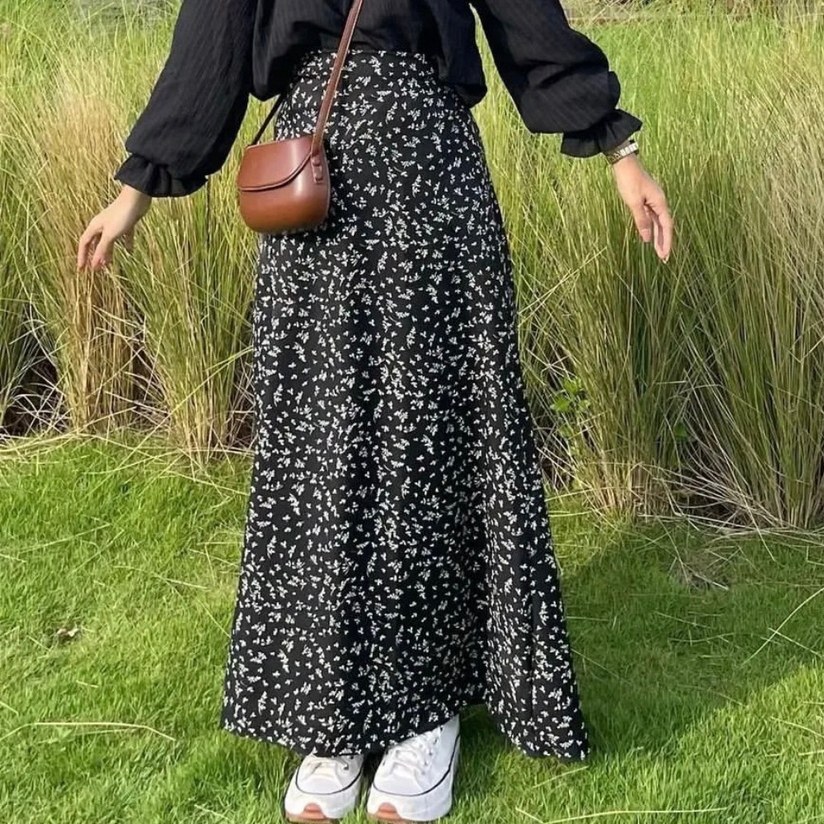 	 SAKURA PATTERN - FLORAL SKIRT / ROK SPAN PANJANG MOTIF BUNGA / ROK KOREAN SKIRT / ROK MOTIF BUNGA	