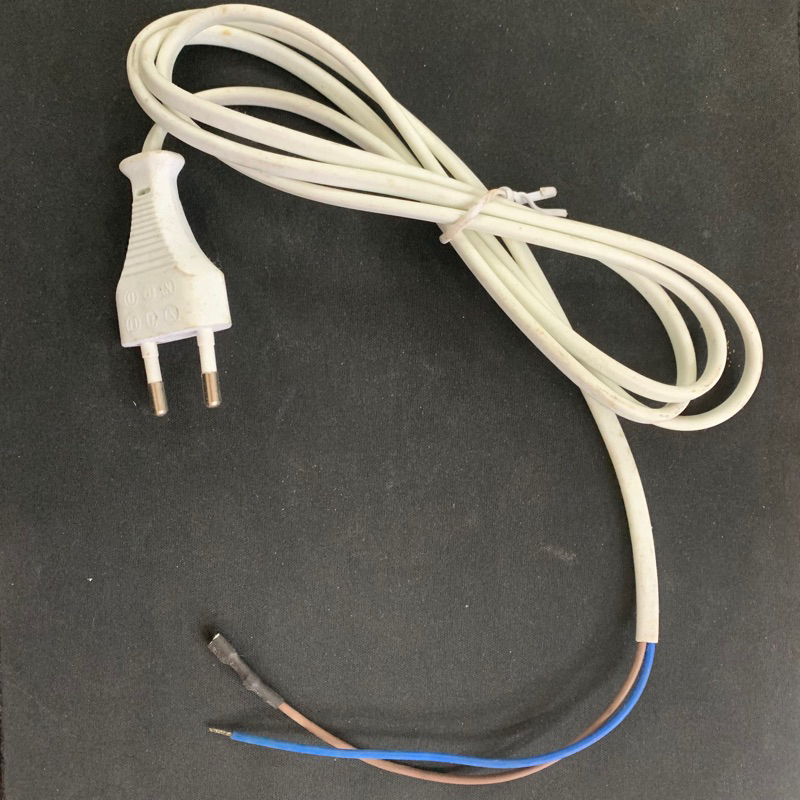 kabel listrik colokan / kabel listrik