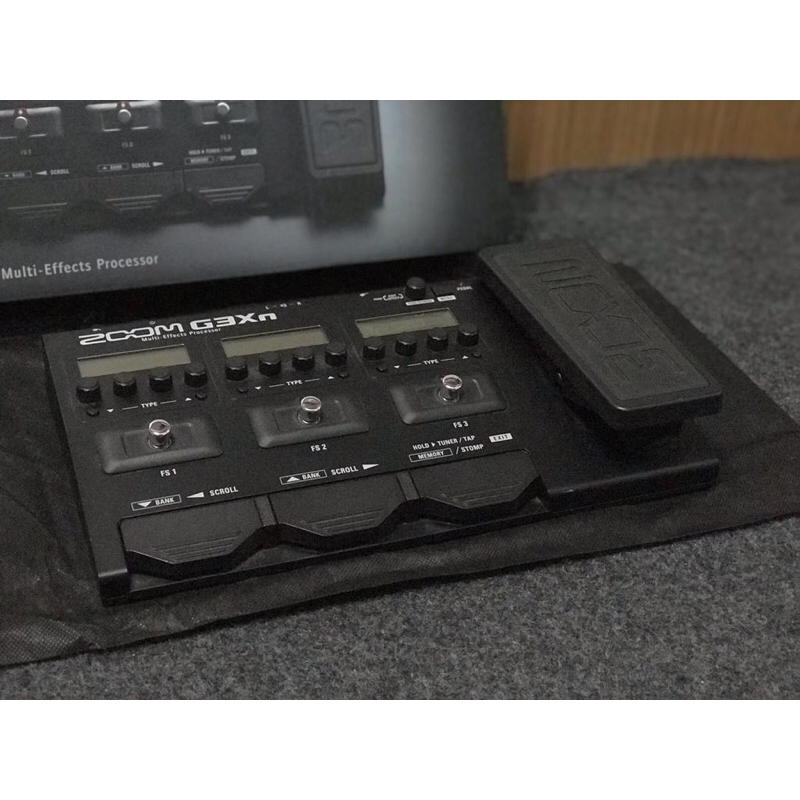 Efek Gitar Zoom G3Xn