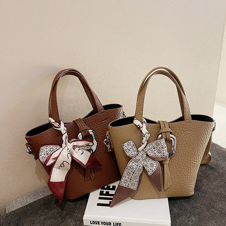 ( 2PC 1KG ) GTBI998880632  New Arrival 2023 !!!  Tas Selempang  Tas Wanita Import  Premium Terbaru + Sall + dompet