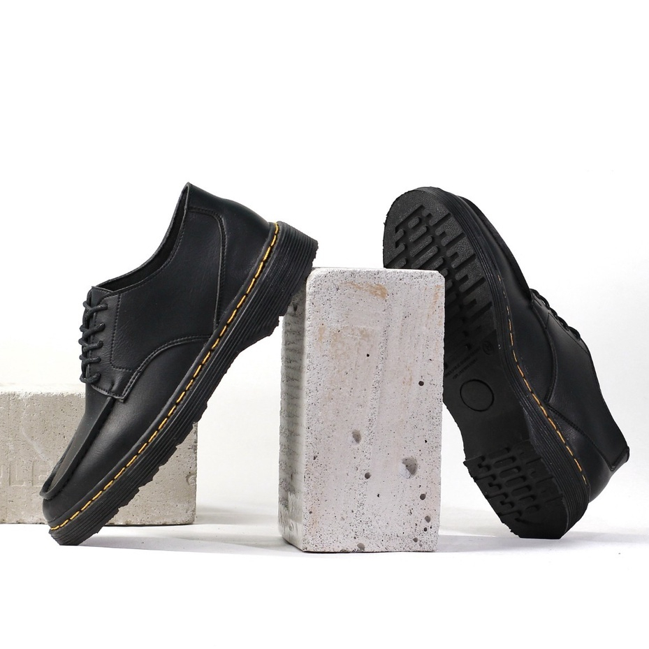 PRIME BLACK - Sepatu Pantofel Pria Low Boots Docmart Dokmart Casual Kulit Kerja Kuliah Dokmar