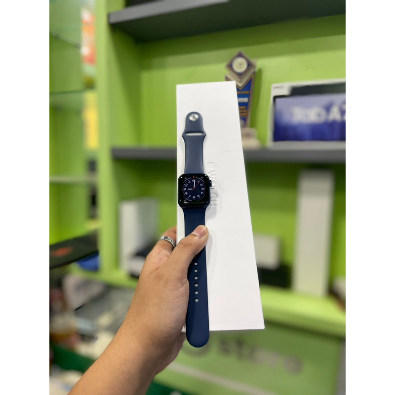 iwatch series 6 40mm seperti baru