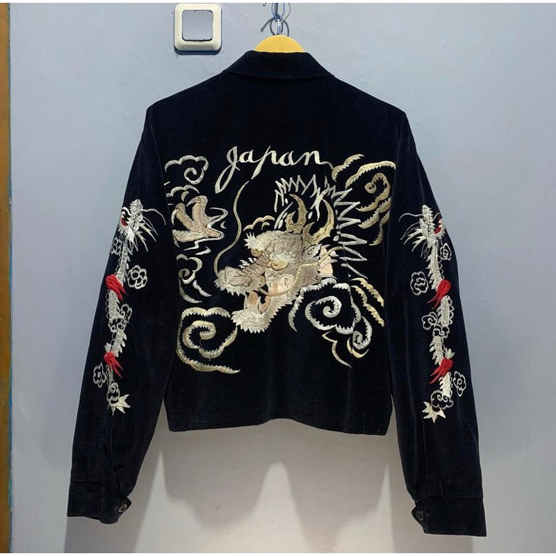 Sukajan Vintage Velvet Dragon Head