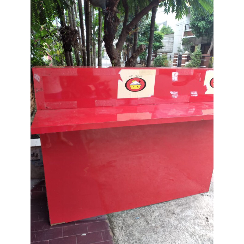 JUAL CEPAT - MEJA BEKAS RESTO (MASIH BAGUS) HARGA MIRING