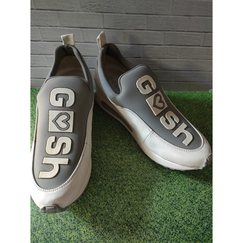Sepatu Gosh PL