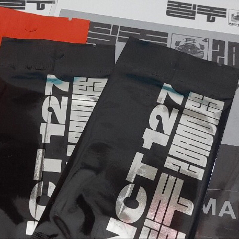 TRADING CARD 2 BADDIES NCT 127 SEALED [VER A]