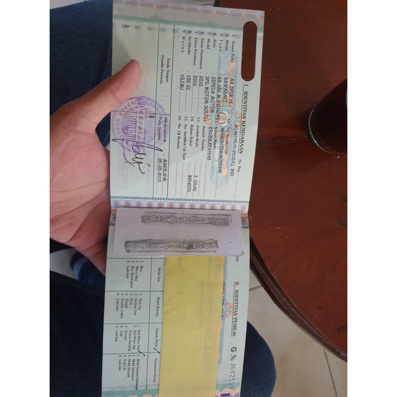 dokumen kawasaki ninja r 2010