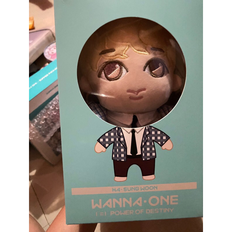 (official) HA SUNGWOON WANNAONE DOLL