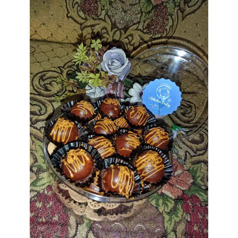 

Coklat Cookies by Adhelina Pastry