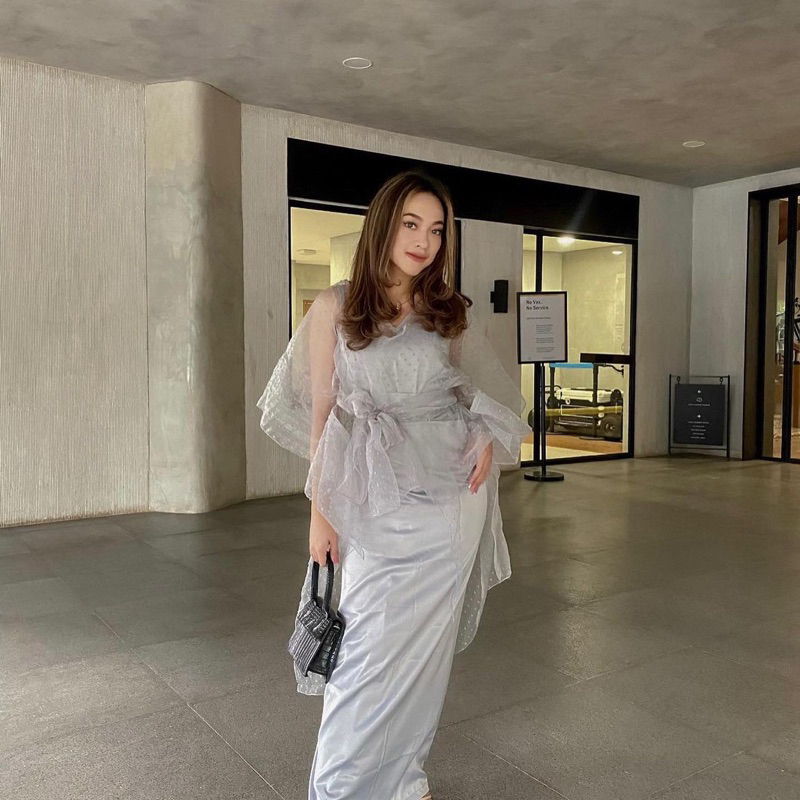 (SEWA BAJU KONDANGAN / RENTAL SET) namelis