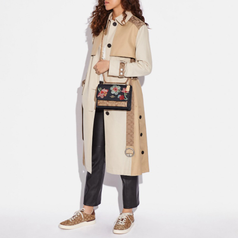 Coach Klare Crossbody In Signature With Floral Embroidery (C9230)