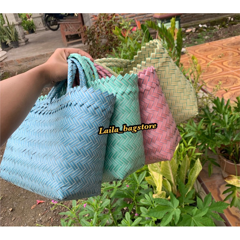 Ready Stock ❗️Tas Anyaman Plastik LURIK POLOS KECIL (S) Tas Anyam Jinjing / Tas Hampers Parcel Souvenir Bingkisan Hadiah Ulang Tahun